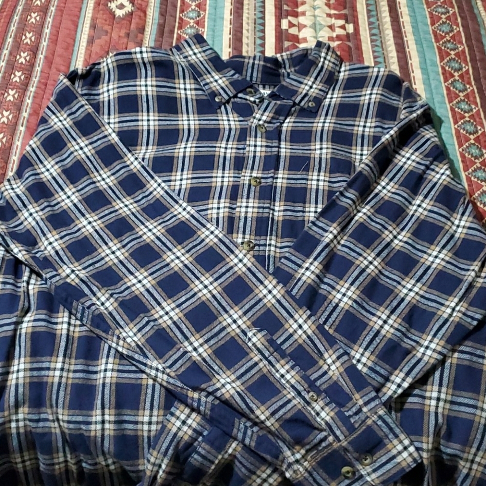 NWOT Magellan flannel shirt